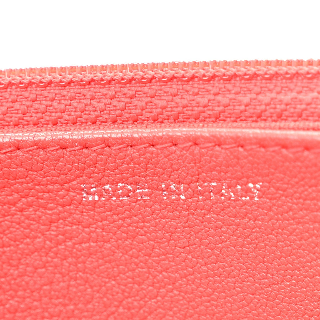 Grained Calfskin Quilted CC Box Wallet On Chain WOC Red