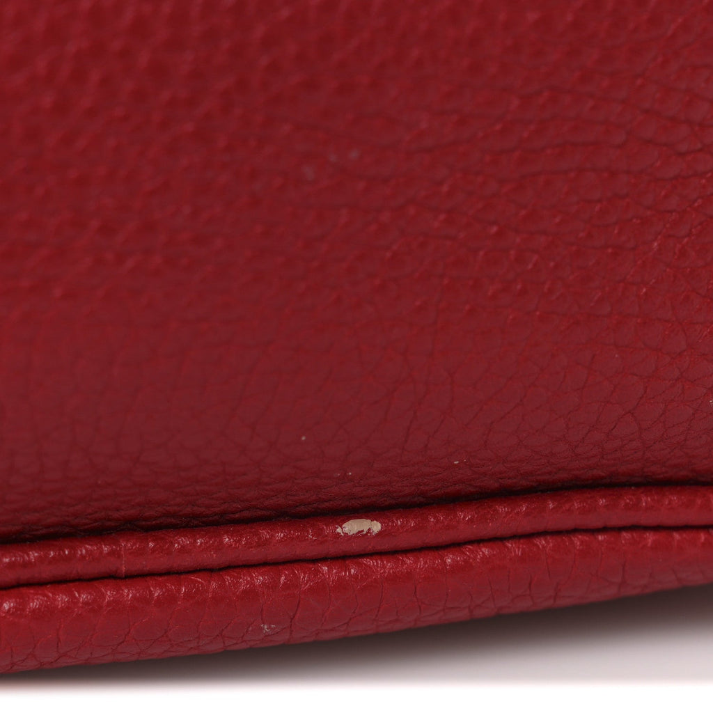 Pebbled Calfskin Small Soho Disco Bag Vibrant Red