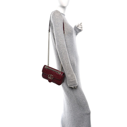 Calfskin Matelasse Small GG Marmont Shoulder Bag Rosso Ancora Red