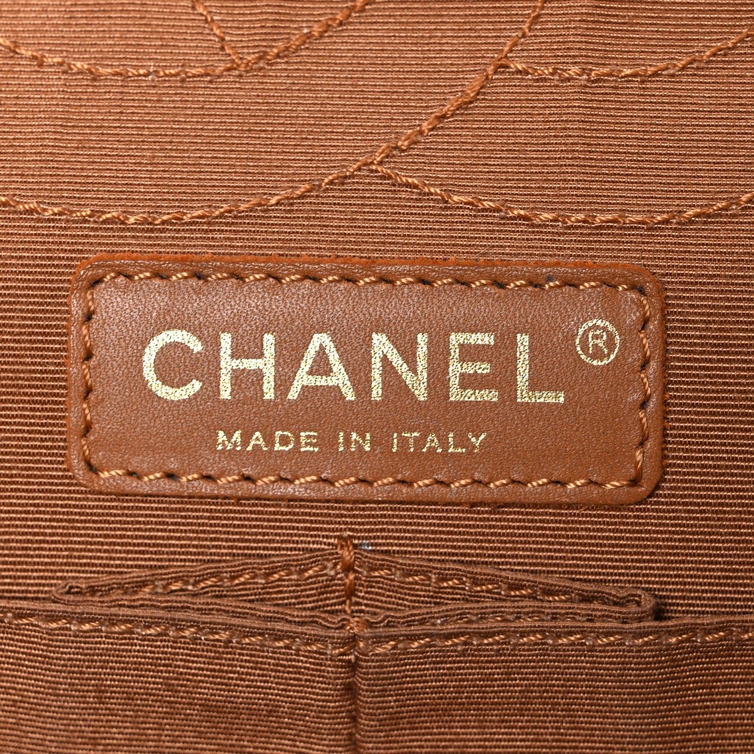 Aged Calfskin Quilted 2.55 Reissue 226 Flap Blanc Fonce