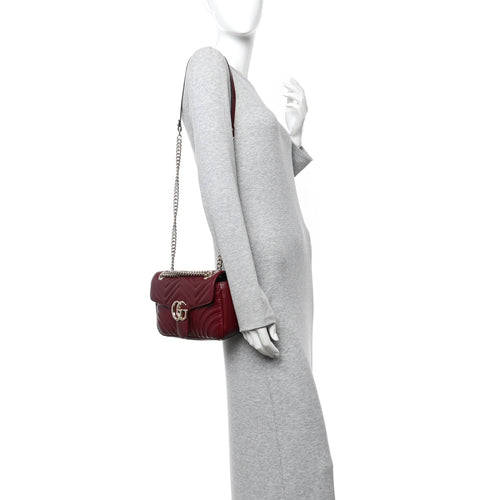 Calfskin Matelasse Small GG Marmont Shoulder Bag Ancora Red