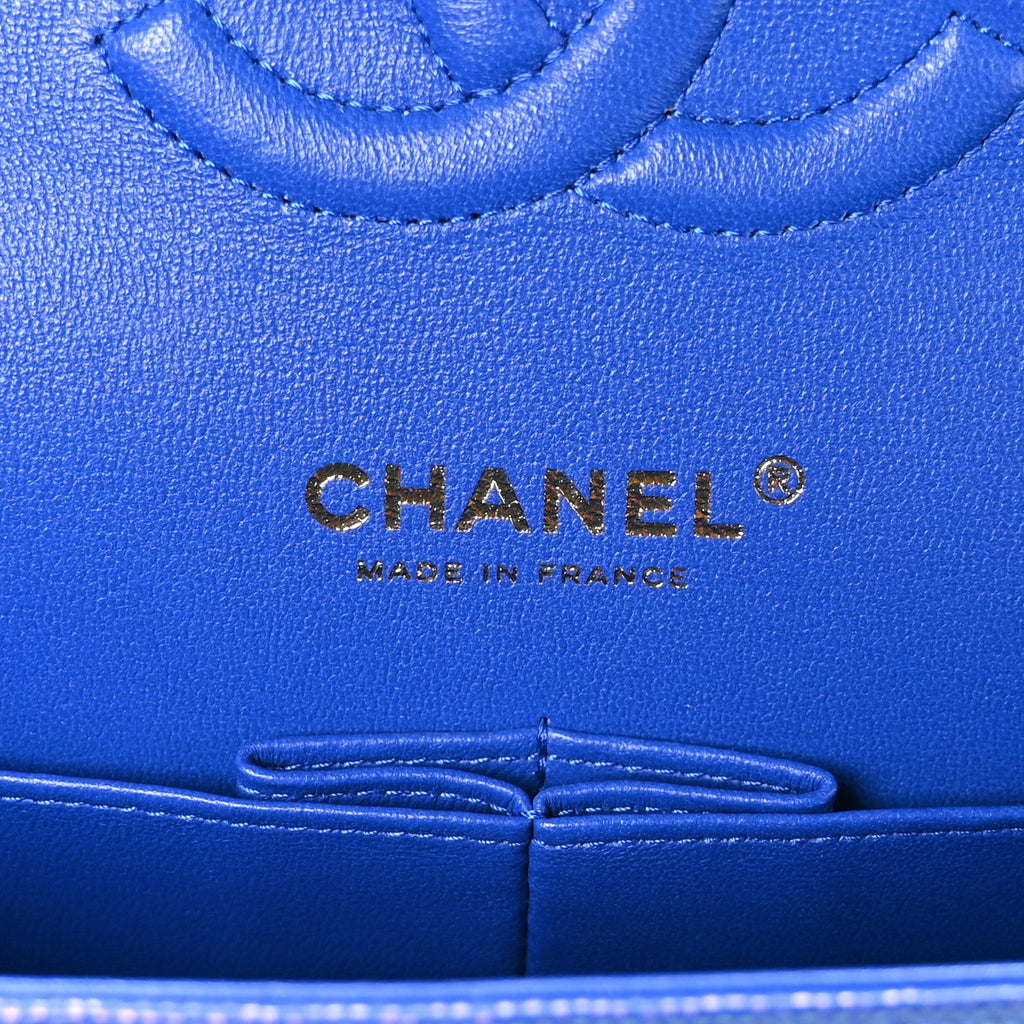Iridescent Caviar Quilted Medium Double Flap Blue