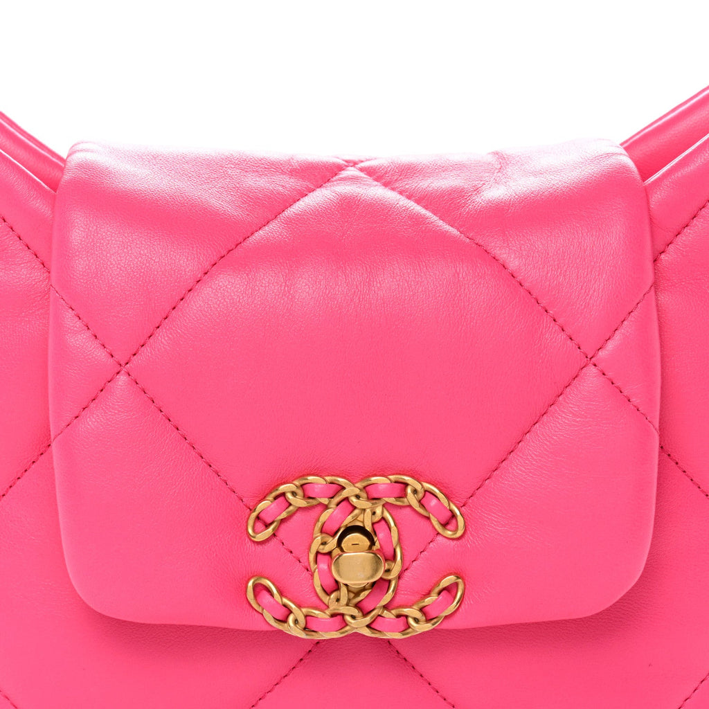 Lambskin Quilted Chanel 19 Hobo Pink