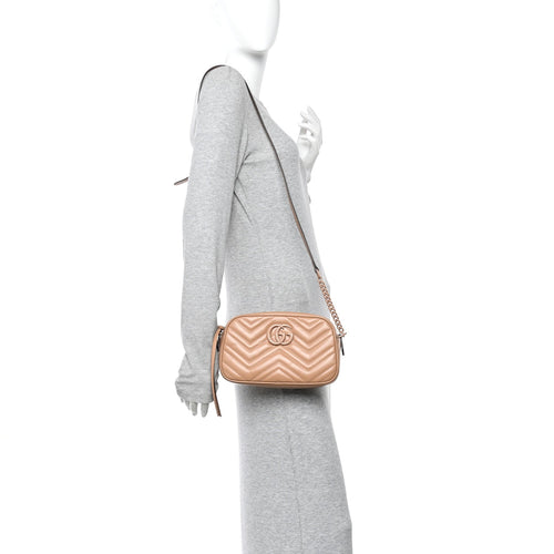 Calfskin Matelasse Monochrome Small GG Marmont Chain Shoulder Bag Camelia