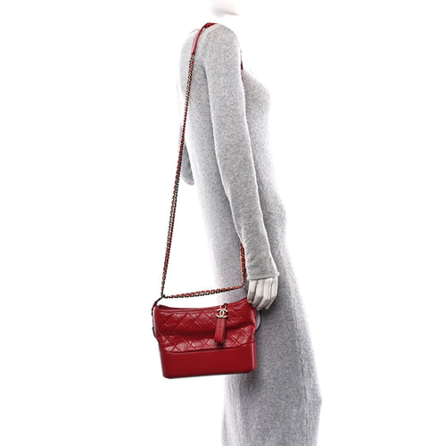 Aged Calfskin Quilted New Medium Gabrielle Hobo Red