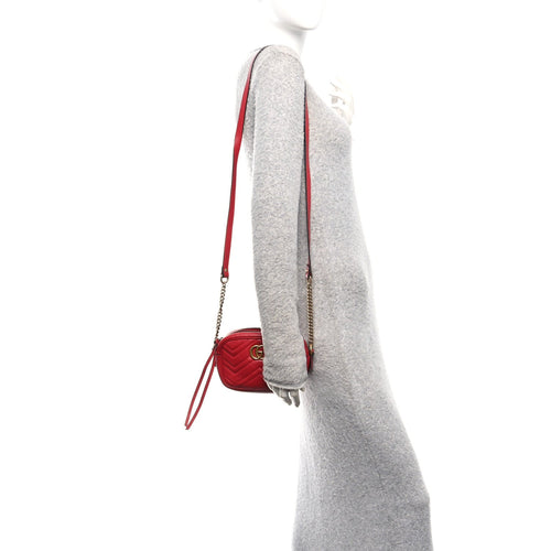 Calfskin Matelasse Mini GG Marmont Chain Shoulder Bag Hibiscus Red