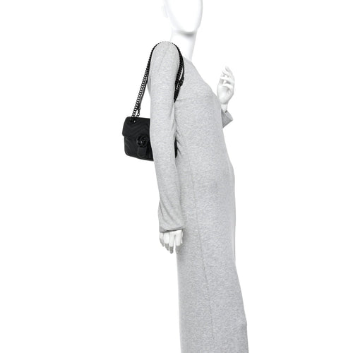 Calfskin Matelasse Monochrome Mini GG Marmont Shoulder Bag Black