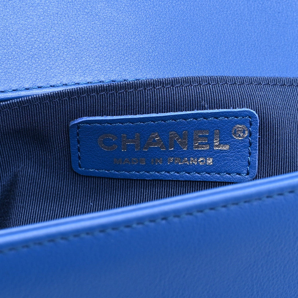 Lambskin Chevron Quilted Medium Boy Flap Blue