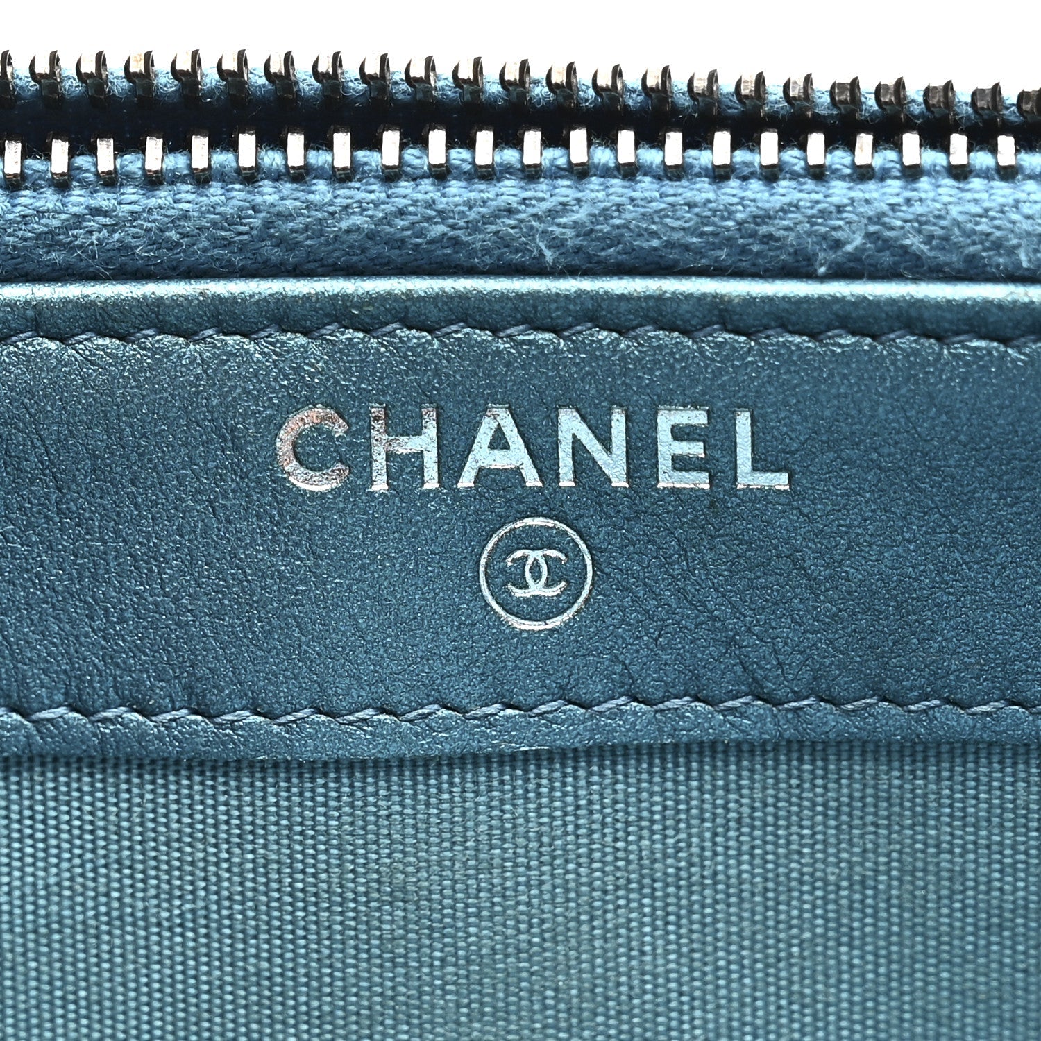 Metallic Caviar Quilted Small Boy Clutch With Chain Turquoise