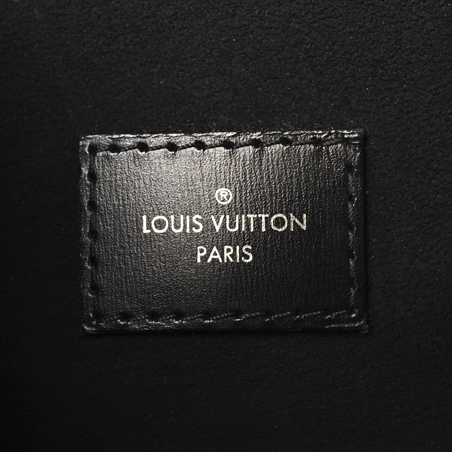 Reverse Monogram Pochette Metis